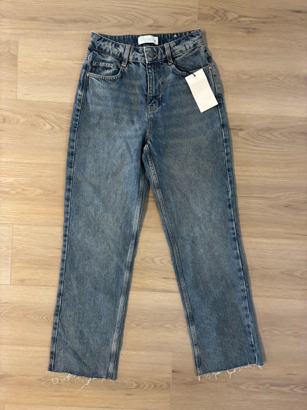 Zara High Waist Mom Jeans Straight-Leg  in Washed Blue Denim MSRP $50 - Picture 3 of 5